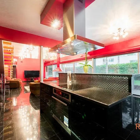 Merirahu Private Luxury Vila