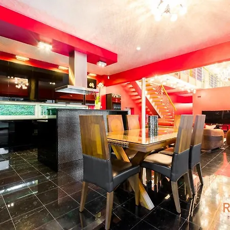 Merirahu Private Luxury Vila *