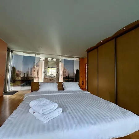 Merirahu Private Luxury * טאלין